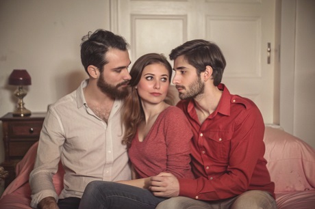 The Benefits of Using Threesome Websites for Exploration